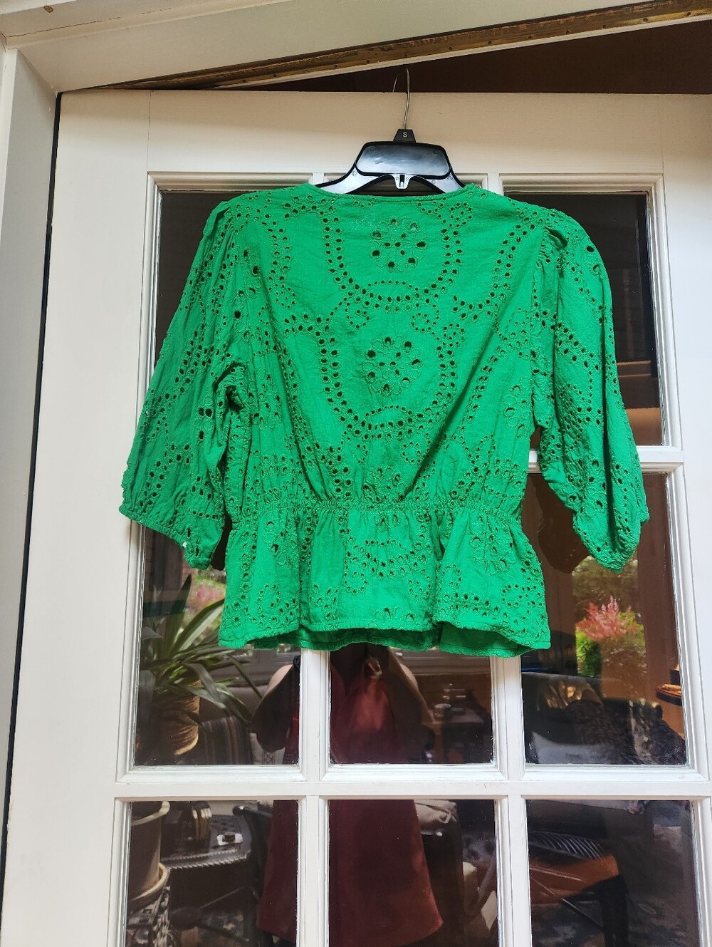 Sanctuary V-neck Green Top With 3/4 Length Sleeves; Size Medium - Picture 2 of 10